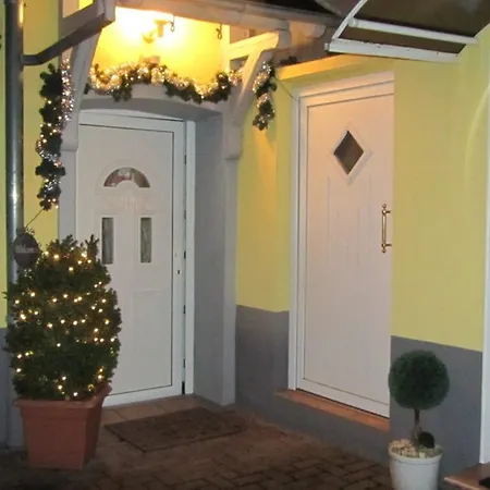 Gastehaus Scherer Pensionat Waldfischbach-Burgalben